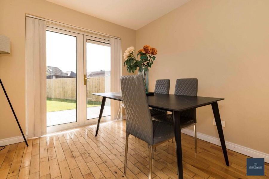 155 Carnreagh