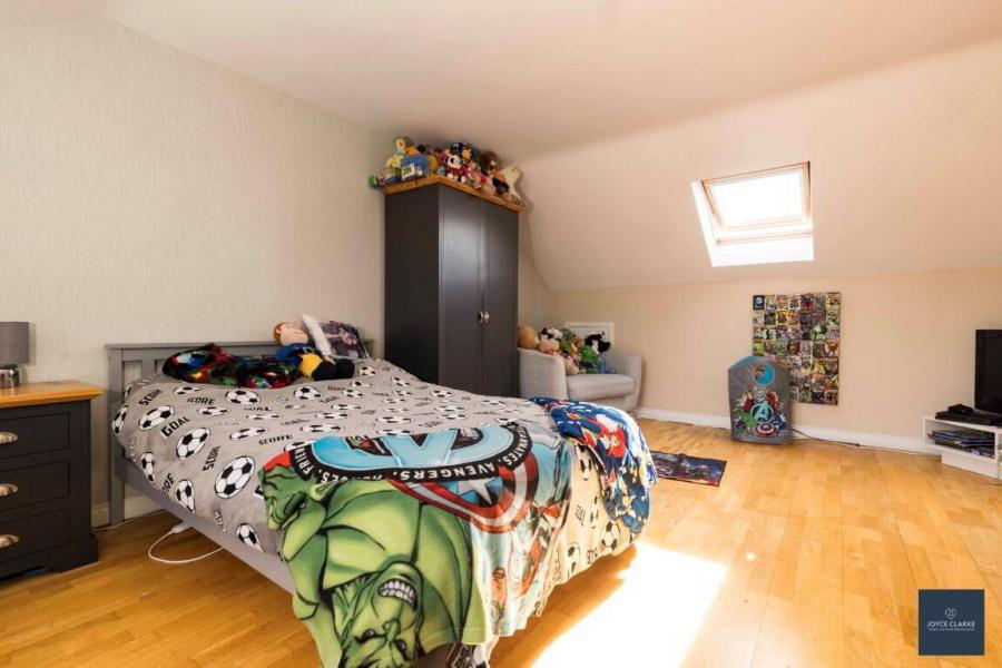 155 Carnreagh