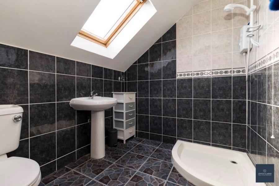 155 Carnreagh
