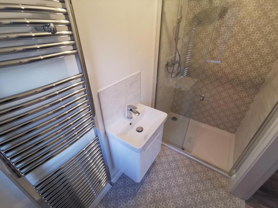 Tbc, Htd, Silverwood Avenue Tbc, Htd, Silverwood Avenue