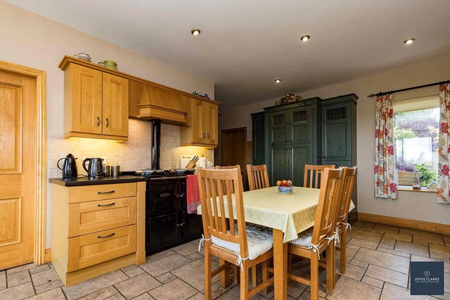 1 The Appleyard