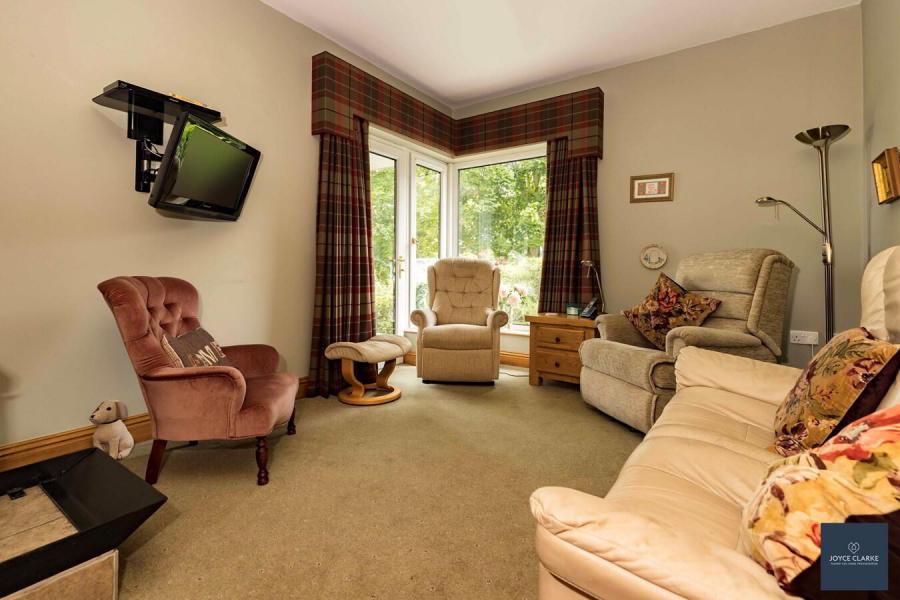 1 The Appleyard