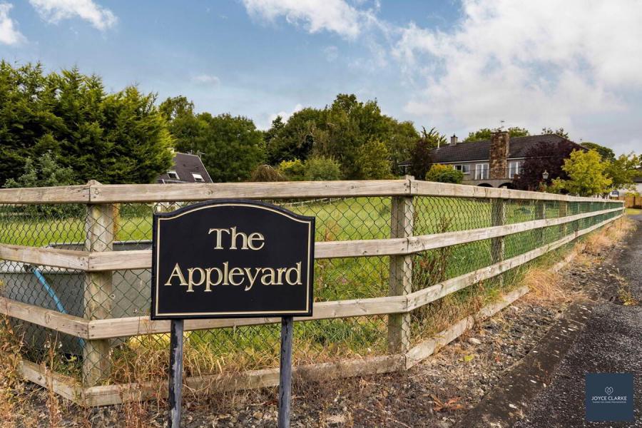 1 The Appleyard
