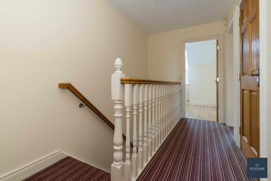9 Dobbin Heights