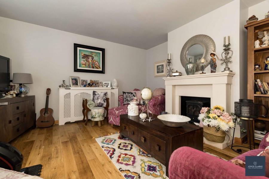 32 Gilpins Manor