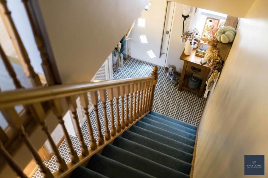 32 Gilpins Manor