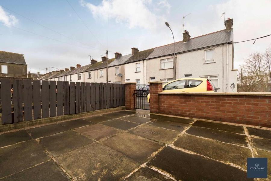 39 Clonavon Avenue