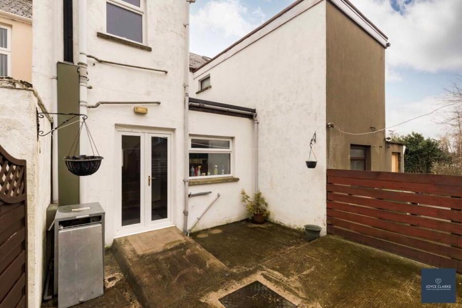 39 Clonavon Avenue