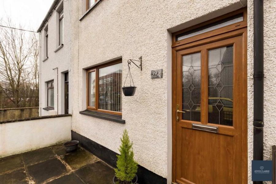 39 Clonavon Avenue
