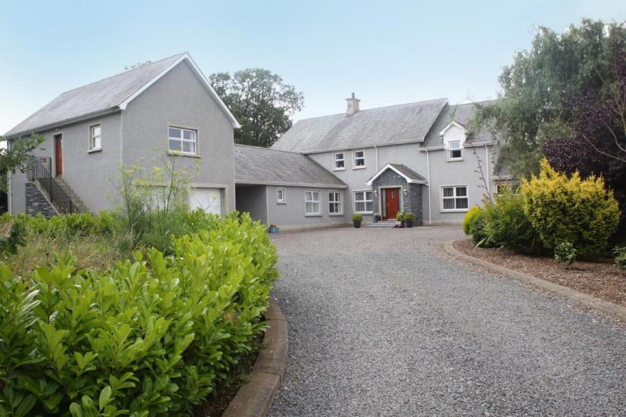 14b Moira Road