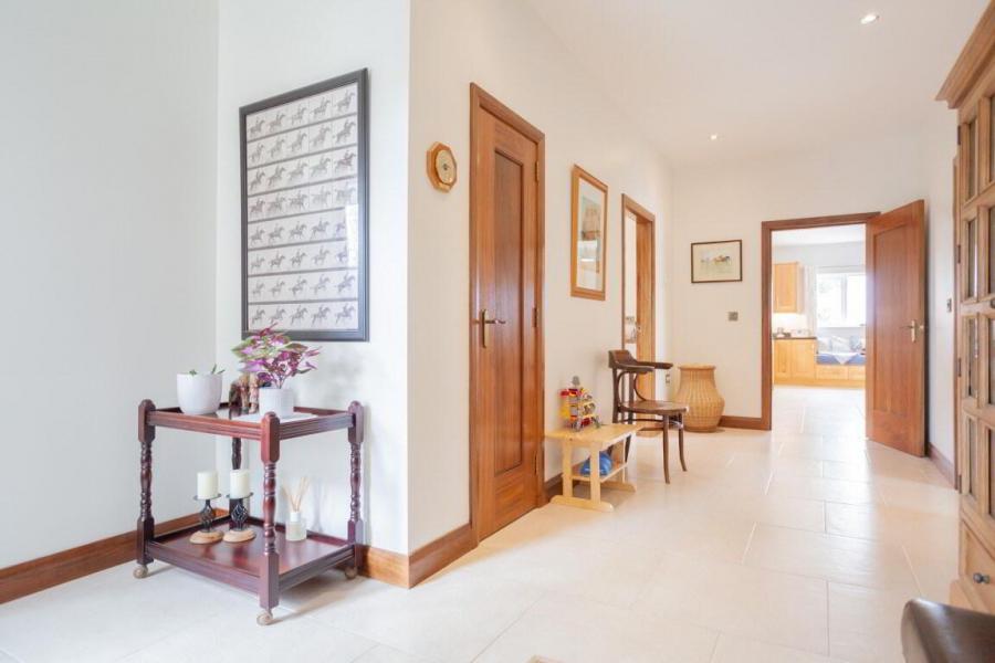14b Moira Road