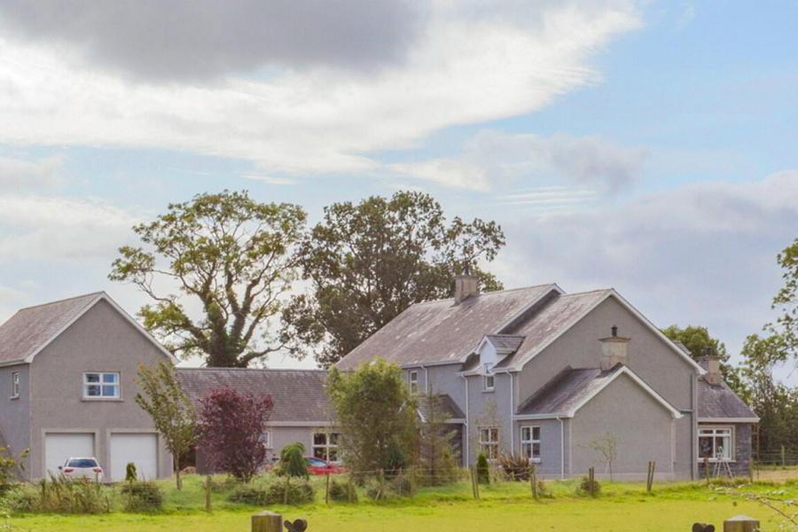 14b Moira Road
