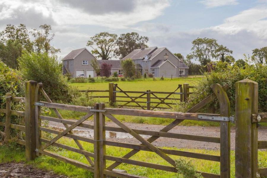 14B Moira Road