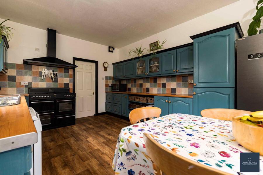Melfort, 49 Drumnasoo Road