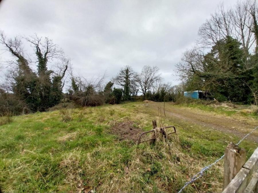 Land At, Cloghan Road