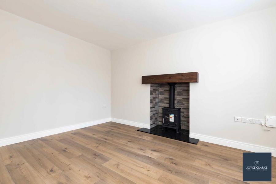 30, Rowan Manor