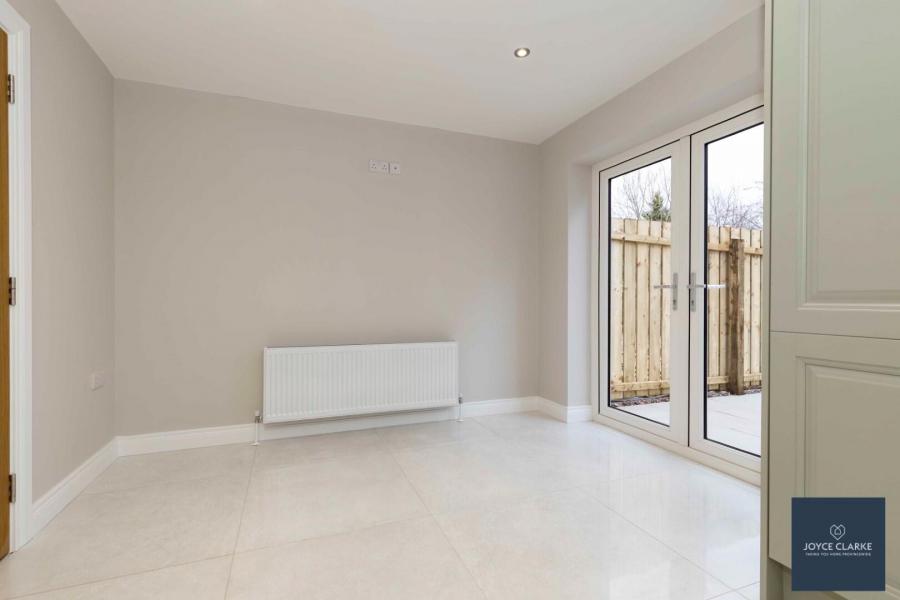 30, Rowan Manor