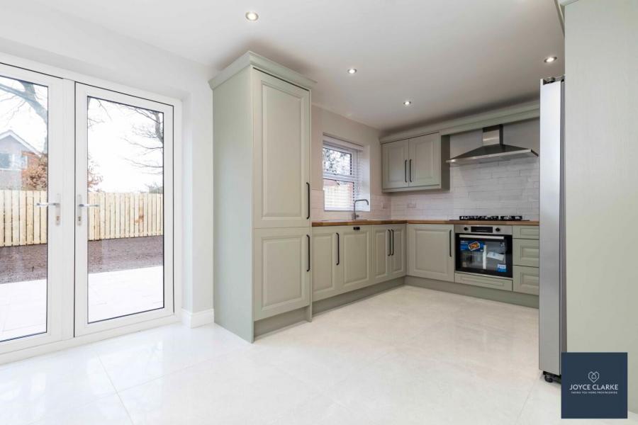 29, Rowan Manor