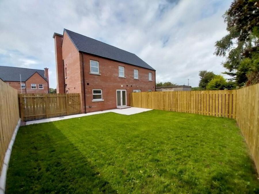 28, Rowan Manor
