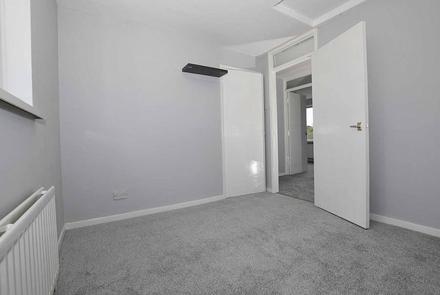 71 Moat Street
