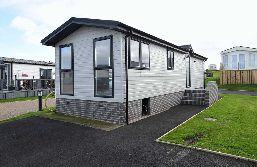 2 Mallard Bay, groomsport, bangor, BT19 6PS