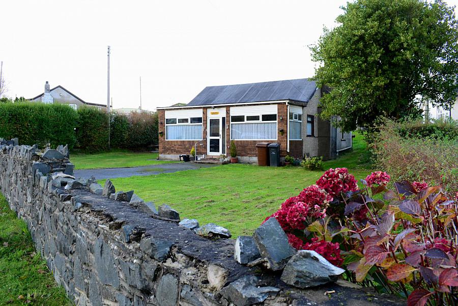 36 Moss Road