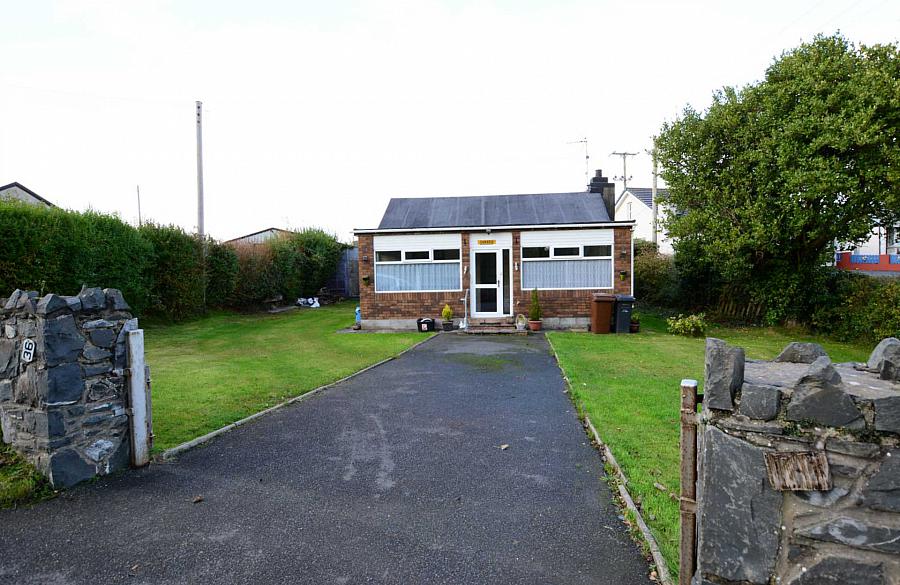 36 Moss Road