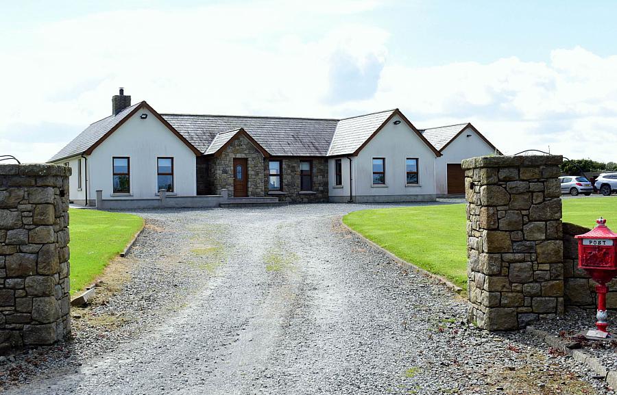 5 Stoneyfalls Lane, ballyhalbert, newtownards, BT22 1FL