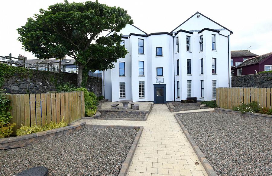 3 Whitkirk House Main Street