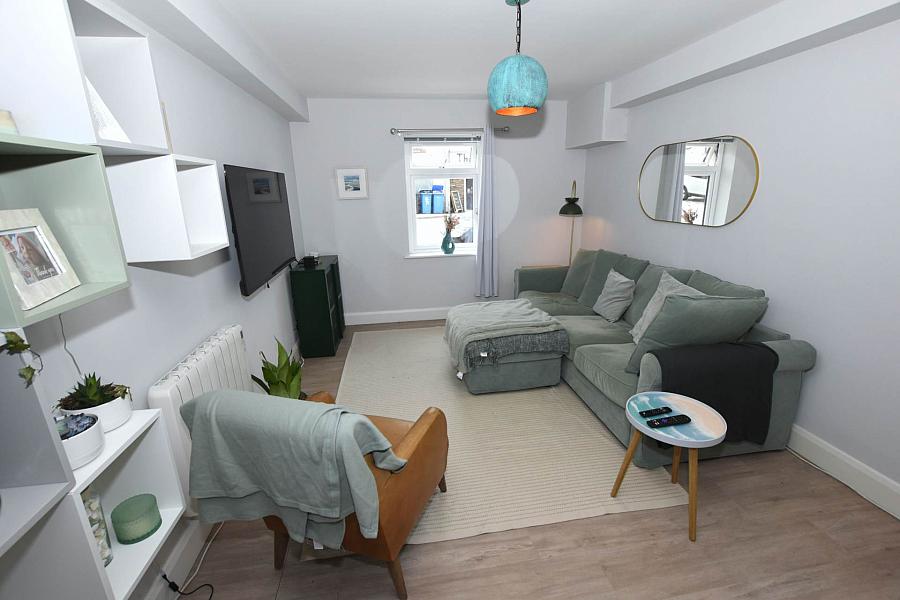 3 Whitkirk House Main Street