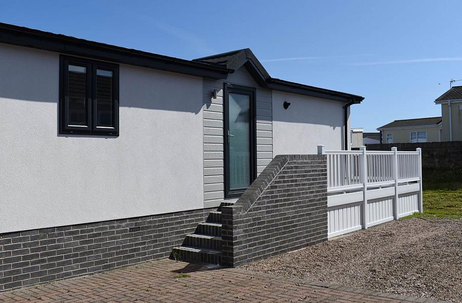 8b Seahaven Road
