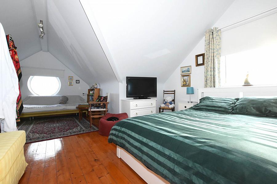 12 Green Road