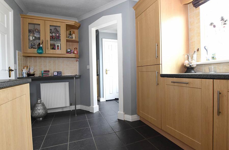 9 Kingfisher Way