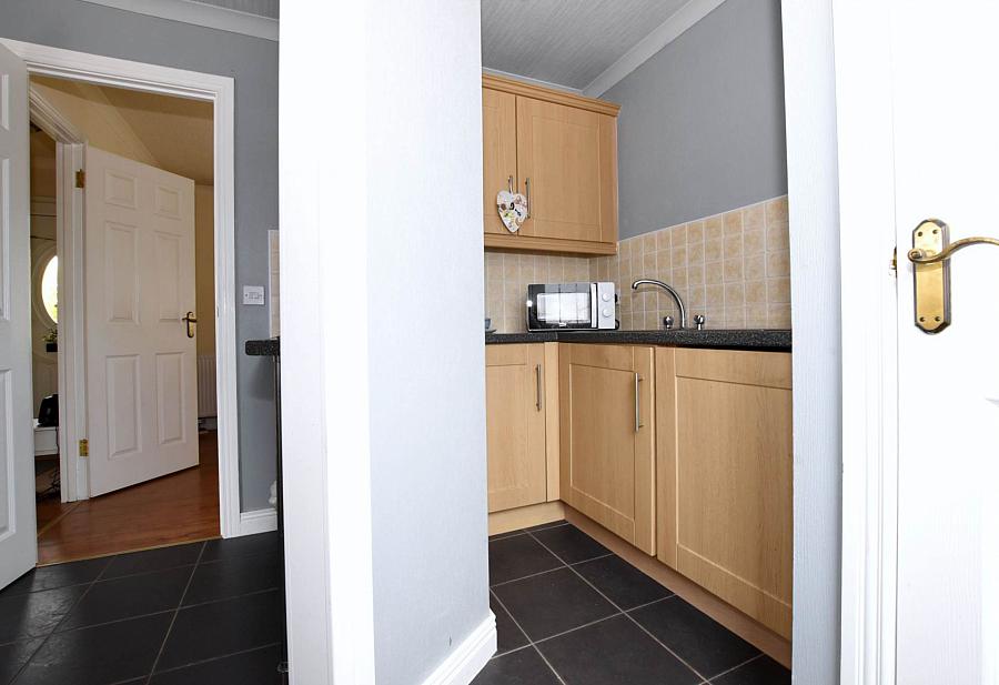 9 Kingfisher Way