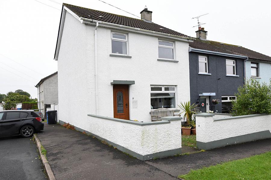 18 Alexander Park, loughries, newtownards, BT22 2AQ