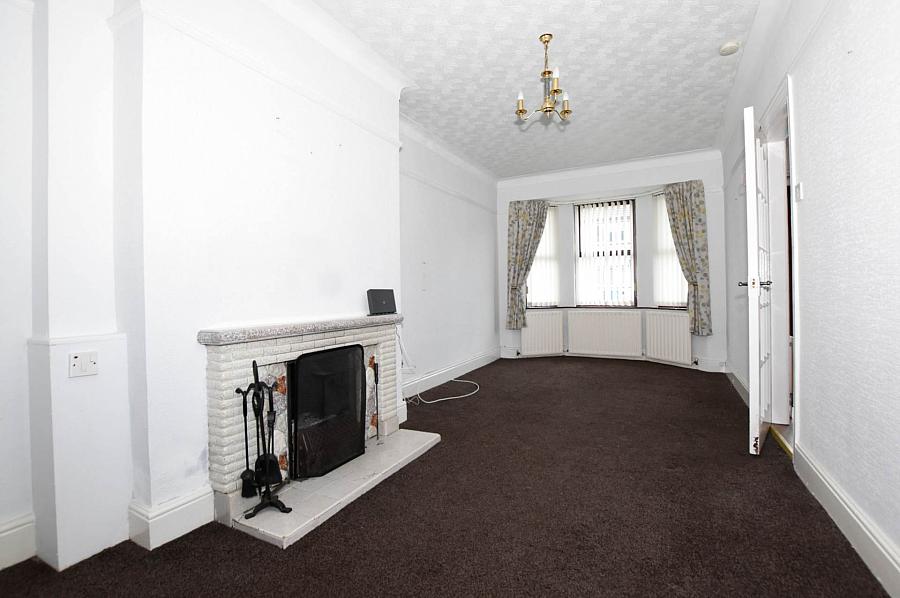 98 Moat Street
