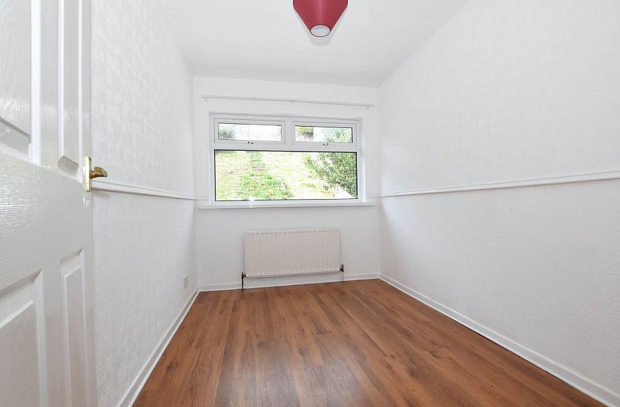 37 Meadowbank Avenue