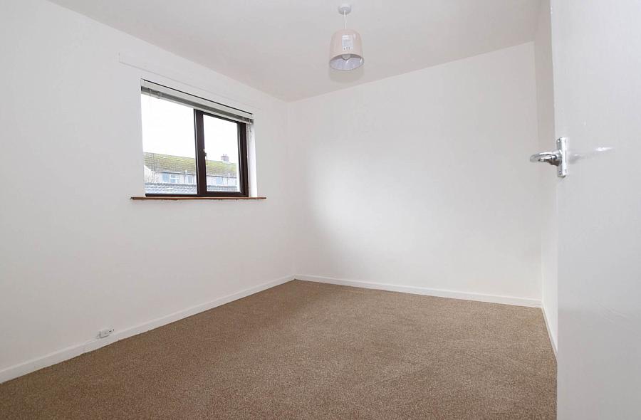 18 Meadow Close