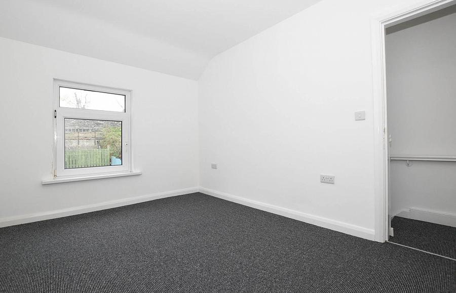 5 Meadowbank Avenue