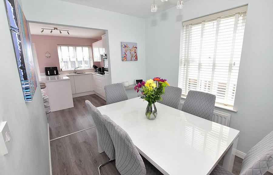 4 Seahaven Avenue