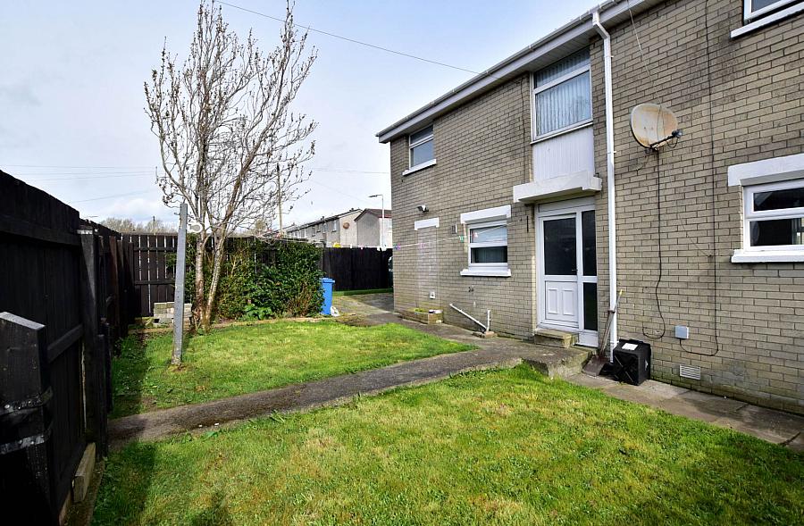 17 Ballyquinton Gardens, Bangor, BT19 1SG