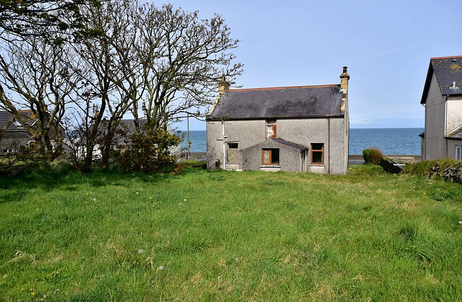 76 Shore Road