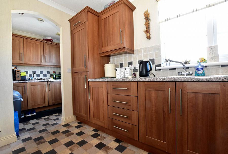 5 Greenfinch Close