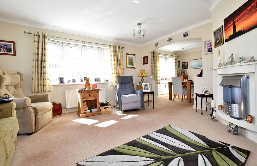 5 Greenfinch Close