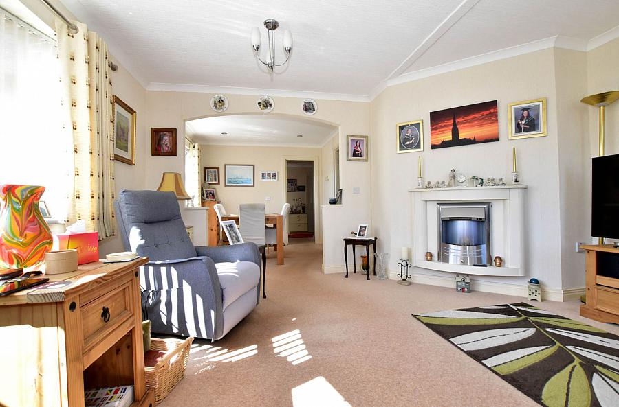 5 Greenfinch Close