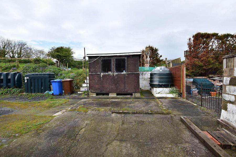 2 Gowdys Terrace
