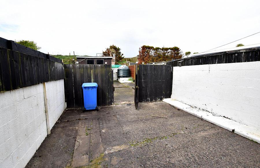 2 Gowdys Terrace