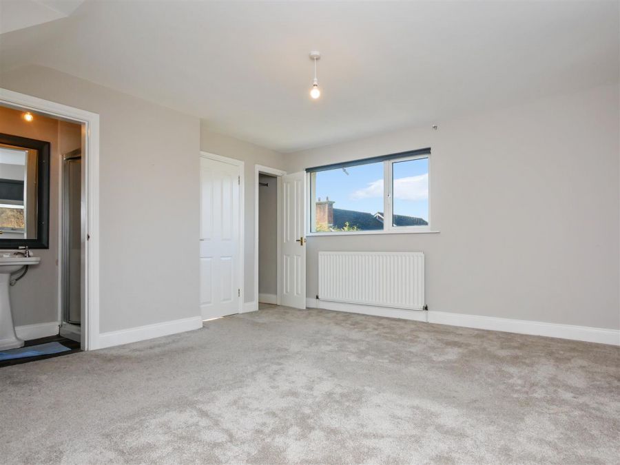 6 Thorndale Road North
