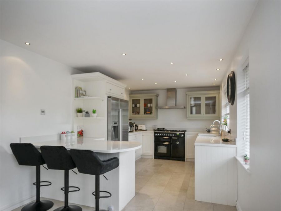 18 Croft Hill