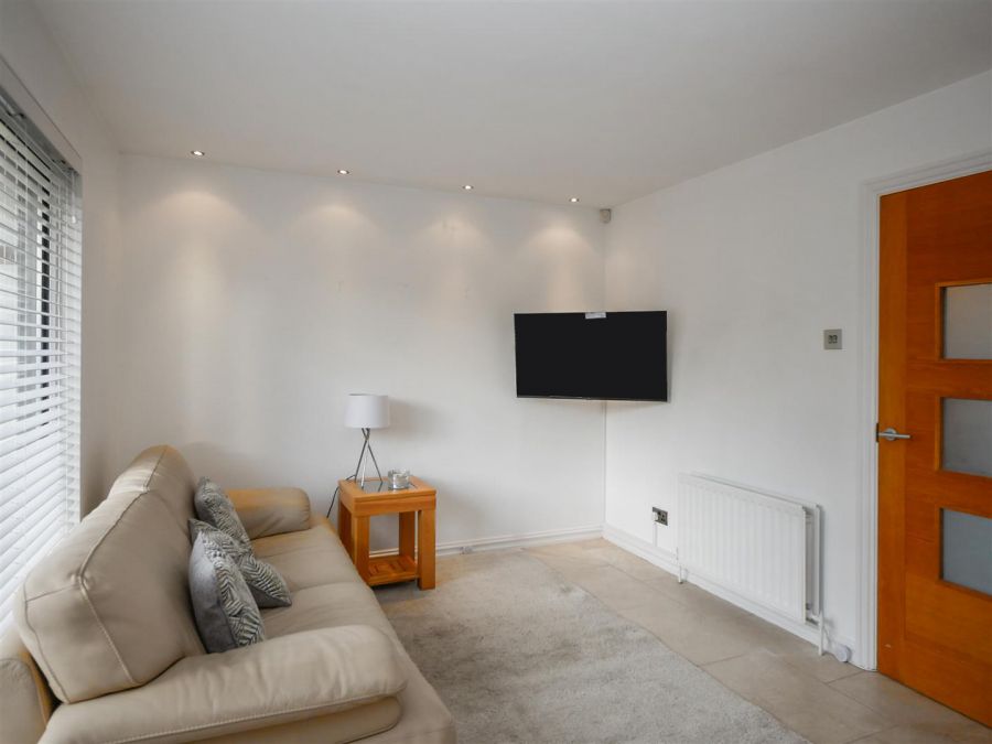 18 Croft Hill